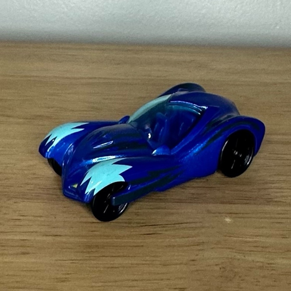 PJ Mask blue‎ cat car
